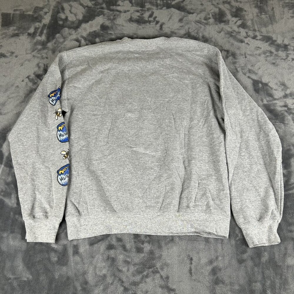 Disney Winnie The Pooh Sweater Womens Medium Crewneck Gray Honey Pots Sleeve - Picture 5 of 6